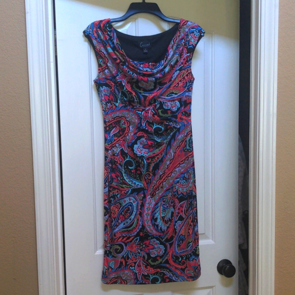 Colorful dress size 6